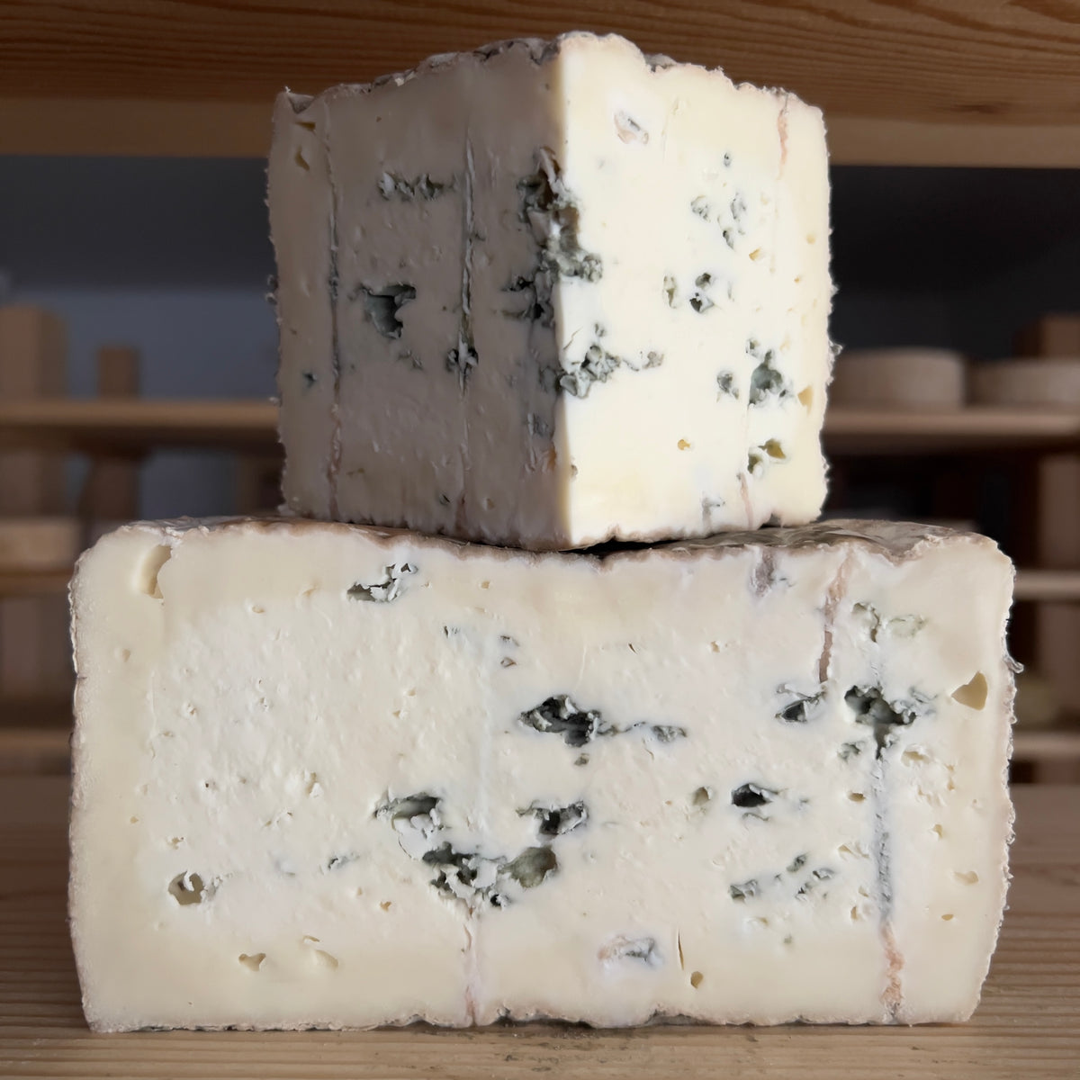 British Pecorino Blue (Leeds Blue) Artisan Cheese & Rind