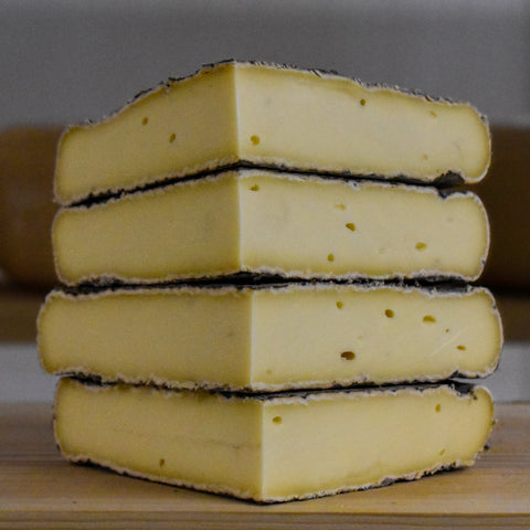 St Helena Washed/Soft Raw Cow Milk British Artisan Cheese – Rennet & Rind