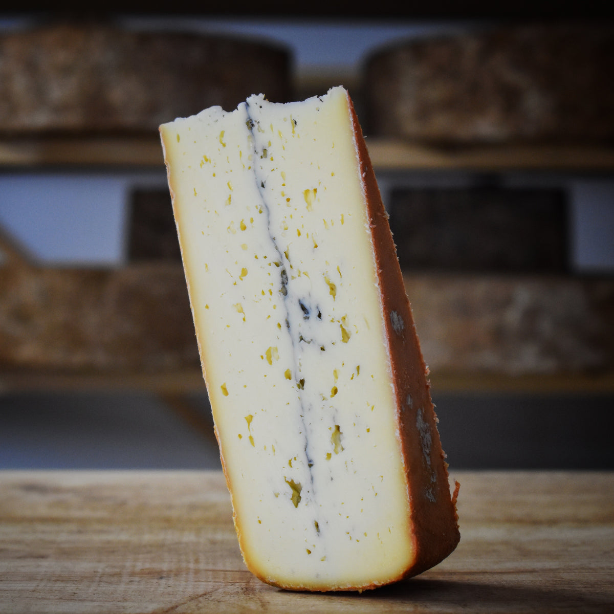 Ashcombe - Firm Cows Milk Cheese - Rennet & Rind